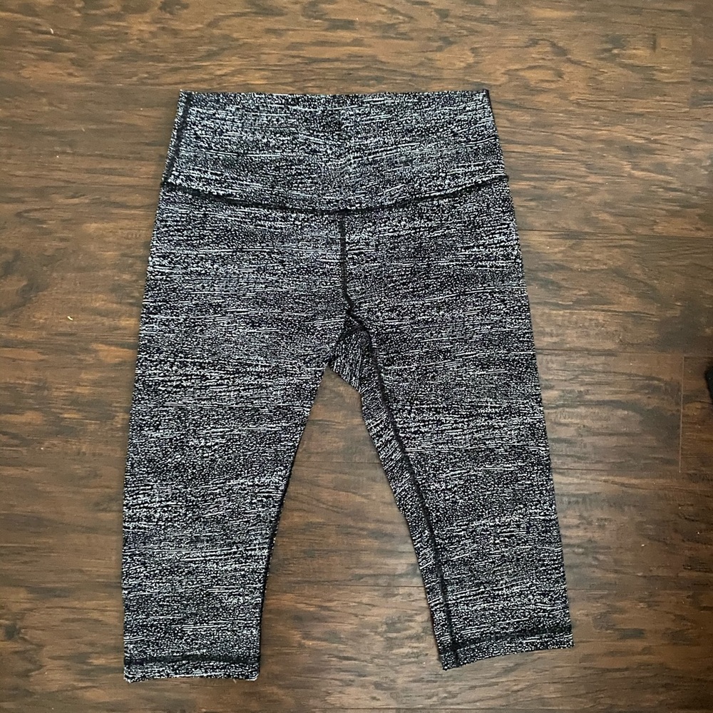 Lululemon Cropped Leggings